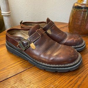 BORN men’s retro leather brown slip on loafers brass color buckle size 11 shoes